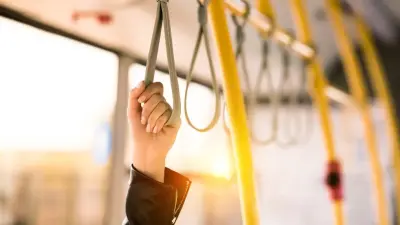 Пять автобусных маршрутов временно изменят схемы движения в Алматы