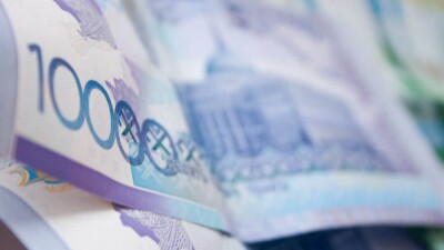 Опрос Informburo.kz: 19% респондентов считают, что за отказ от вакцинации нужно вводить большие штрафы