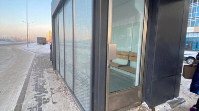 Из 20 установленных в Нур-Султане тёплых остановок работают девять