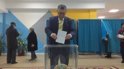 Кандидат в президенты Казахстана Мейрам Кажыкен проголосовал на выборах