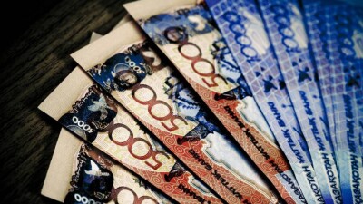 Штраф за использование поддельного паспорта вакцинации получила жительница Атырауской области