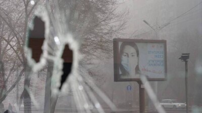 Золото, смартфоны, одежда. Что изымают у мародёров, грабивших магазины в январе