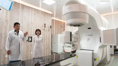 "Многие нам завидуют". Новые аппараты с ИИ-технологией для лечения онкозаболеваний показали в Алматы