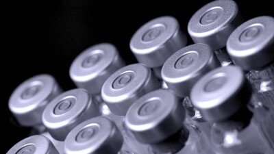 Компании Pfizer и Moderna увеличивают цены на свои вакцины от Covid-19 на фоне роста мирового спроса