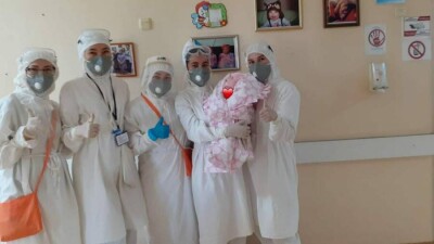 В Нур-Султане выходили двух младенцев, чьи матери были заражены Covid-19