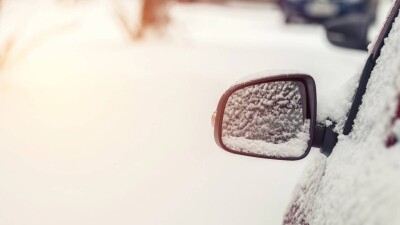 Из-за снега ограничили движение на дорогах в Акмолинской области