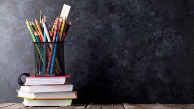 Родители костанайских школьников выступили против продления учебного года