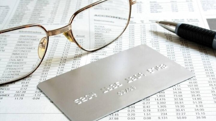 Минфин разработал критерии денежных переводов, о которых банки будут сообщать налоговикам