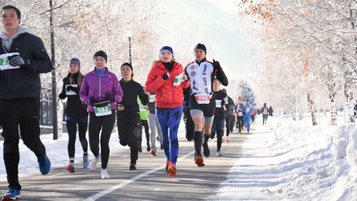 Первый с начала пандемии офлайн-забег Winter Run пройдёт в Алматы