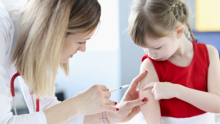 В Евросоюзе одобрили применение вакцины Pfizer для детей 5–11 лет