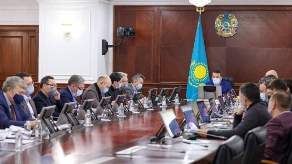Вопросы пропуска грузов на границе Казахстана и Китая обсудили в правительстве