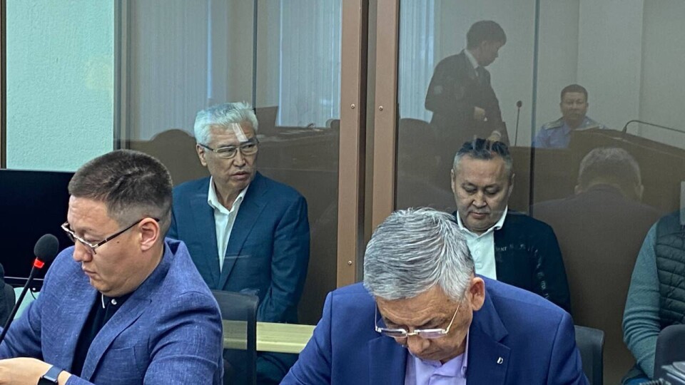 Экс-министра культуры Мухамедиулы приговорили к 8 годам лишения свободы