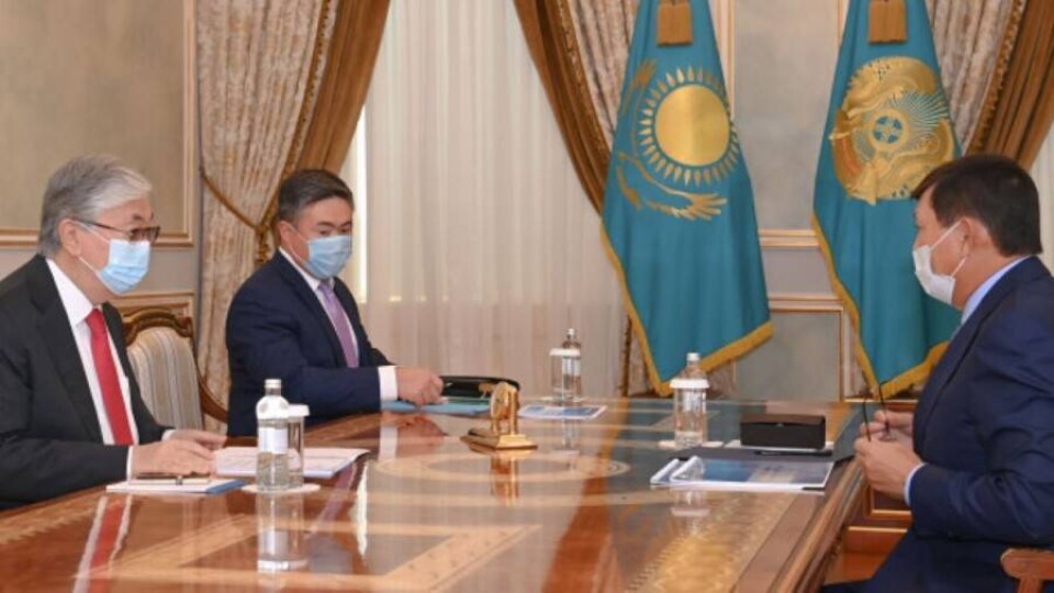 Касым-Жомарт Токаев принял председателя правления АО "КазТрансГаз" Кайрата Шарипбаева