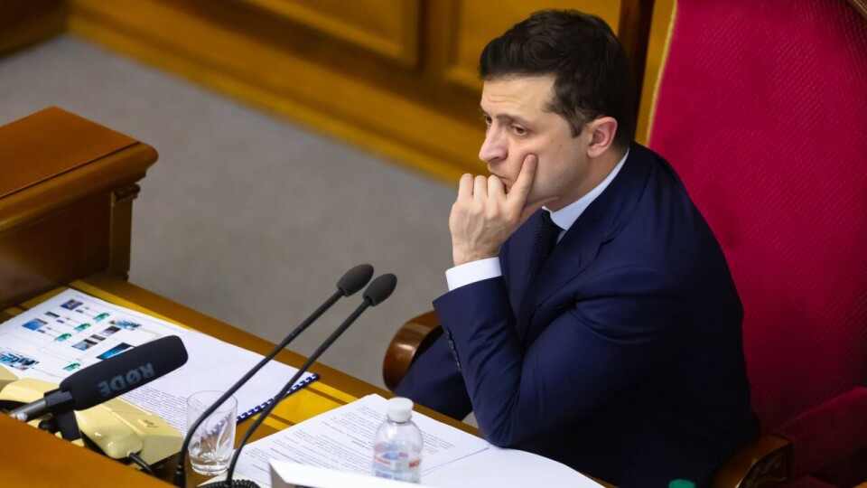 "Трибунал должен заработать". Зеленский принял премию Сахарова, присвоенную украинскому народу