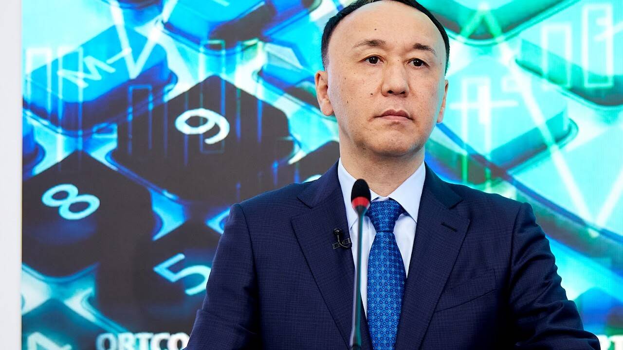 "Мы вместе пережили многое". Архимед Мухамбетов написал прощальный пост