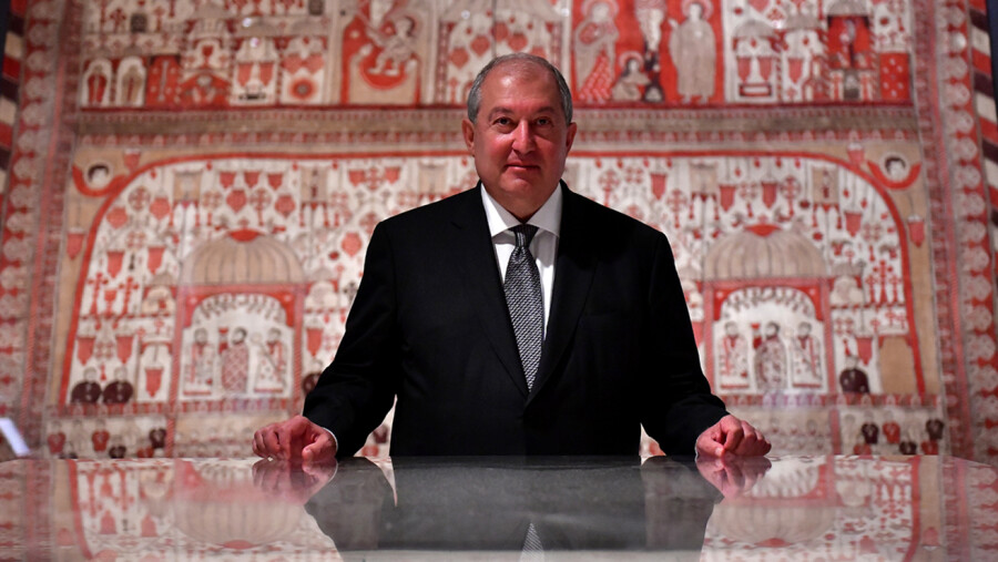 Президент Армении заразился коронавирусом нового типа в Лондоне