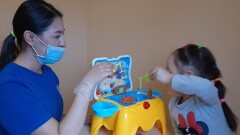 "Я боялась выйти на улицу с ребёнком". Как в центрах "Асыл Мирас" помогают справляться с агрессией детей с РАС