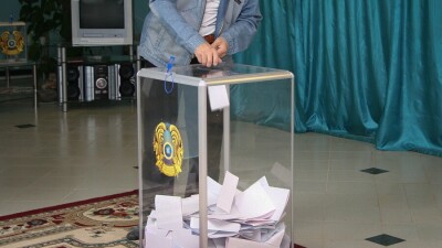 Три дня до выборов в Казахстане: как кандидаты в депутаты проводят агитацию