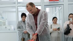 Жылдам және адам факторынсыз. Қазақстандағы алғашқы автоматтандырылған зертхана қалай жұмыс істейді?
