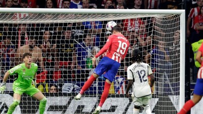 "Атлетико" нанёс "Реалу" первое поражение в сезоне