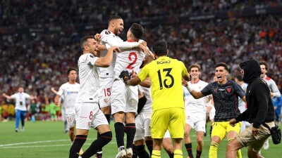 Испанская "Севилья" выиграла Лигу Европы по футболу