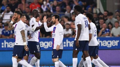 "Пари Сен-Жермен"стал чемпионом Франции по футболу в 11-й раз