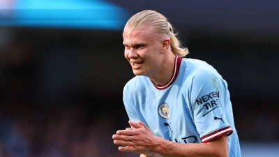 "Манчестер Сити" стартовал с победы в чемпионате Англии по футболу