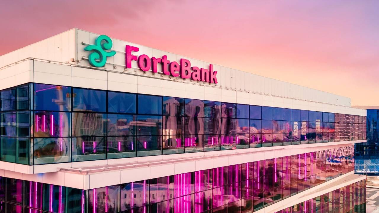 Fitch повысило кредитный рейтинг ForteBank до 