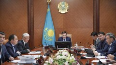 Под председательством Мурата Айтенова состоялось совещание по подготовке к отопительному сезону