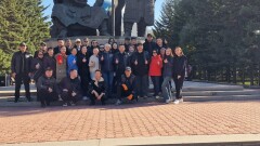 Мы за чистый город: столичные артисты вышли на субботник в Астане