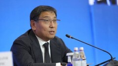 Аким Алматы встретился с жителями Медеуского района