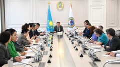 Ерболат Досаев: Социальная поддержка горожан с особыми потребностями – на особом контроле