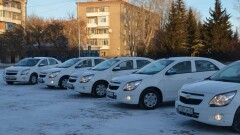 Ключи от новых автомобилей вручили санврачам Акмолинской области
