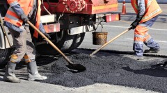 В Туркестанской области ремонтируют и строят более тысячи километров автодорог