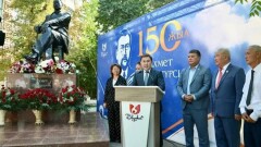 Шымкентте Ахмет Байтұрсынұлының 150 жылдығына орай "40 мысал, 40 мақал" көшпелі әдеби тіл керуені өтті