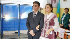 Шымкентте отау құрған жас жұбайлар сайлауда дауыс берді