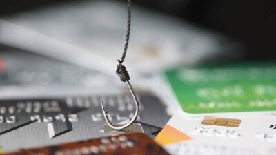 Как казахстанцам распознать финансовые пирамиды