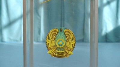 В Астане именитые спортсмены принимают активное участие в референдуме