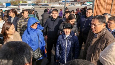 Аким Алматы поручил отремонтировать поликлинику при городской клинической больнице №7 в микрорайоне Калкаман