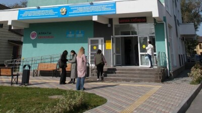 Ерболат Досаев проверил готовность нового здания семейно-врачебной амбулатории в мкр Кемел