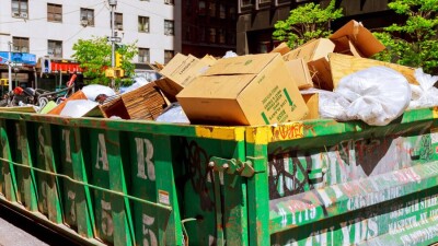 Акимат Шымкента: Жители вправе расторгнуть договор с компаниями, не выполняющими обязательства по вывозу мусора