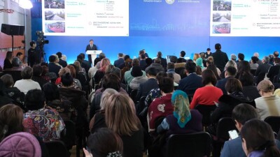 И. о. акима Алматы встретился с жителями Турксибского района