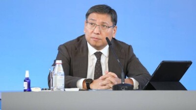 Аким Алматы встретился с жителями Жетысуского района