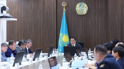 Ербол Карашукеев заявил об ответственности директоров школ, скрывающих нарушения и проблемы в своих учреждениях