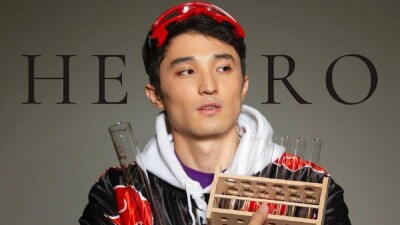 Улан Усенов, учитель-экспериментатор из Tik-Tok: "Моё творчество не про химию, а про идею, что ребёнок способен на всё"