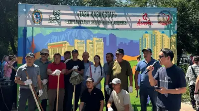 Алматинцы в едином порыве участвуют в национальной программе "Таза Қазақстан"