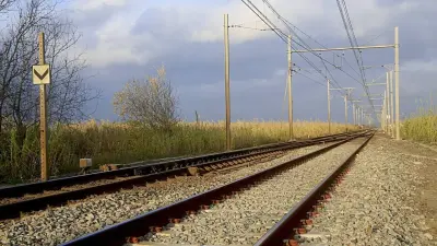 "На счету каждая секунда": как проходят будни машиниста на железной дороге