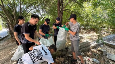 Республиканская акция "Таза Қазақстан" в Шымкенте продолжается