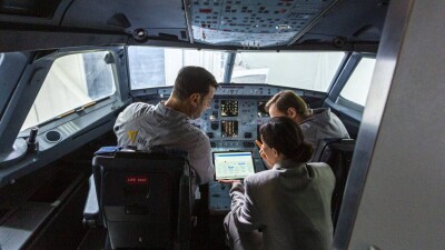 Первым делом – безопасность. Какие тренажёры в Air Astana помогают моделировать и предотвращать аварийные ситуации