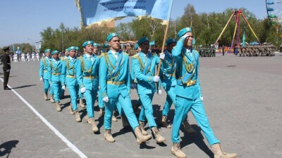 Равняйсь! Смирно! В Кокшетау прошёл областной конкурс-смотр строя и песни